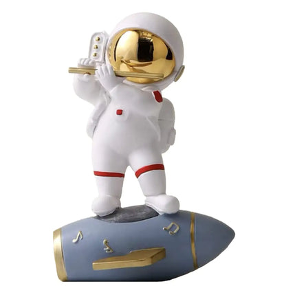 Paimuni Resin Astronaut Figurine
